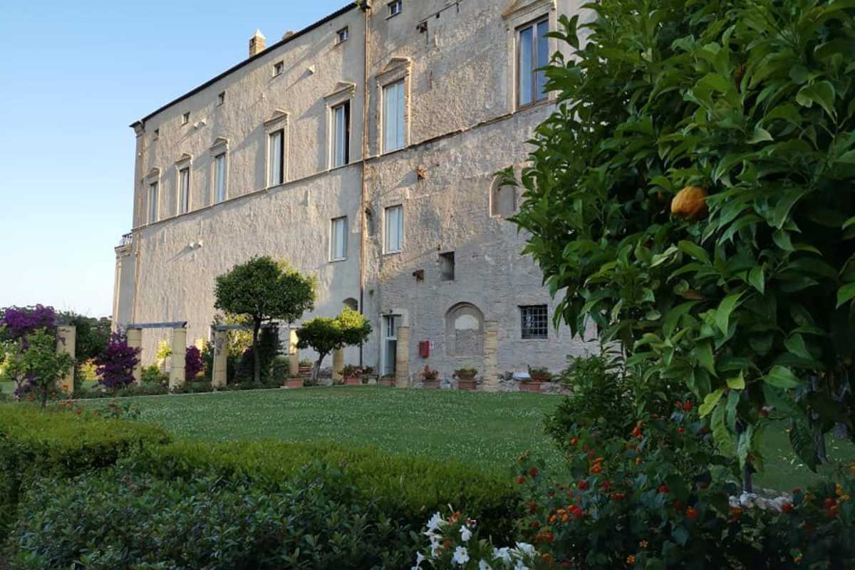 Il telaio in acciaio verniciato: perché è fondamentale per la stabilità del tuo gazebo